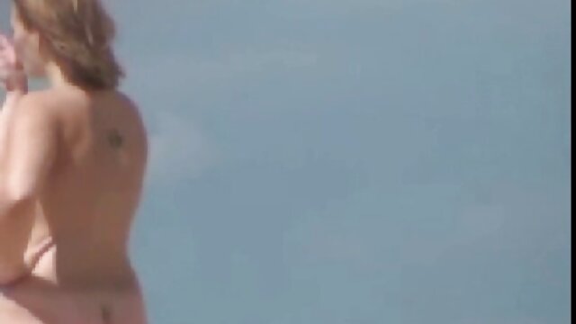 सुनहरे बालों के साथ फुल मूवी वीडियो में सेक्सी सेक्स